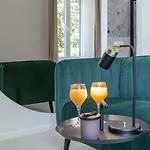 Bed and breakfast 48