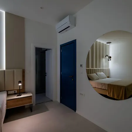 Bed & Breakfast 48 4*