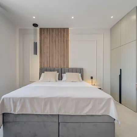 Bed & Breakfast 48 Split