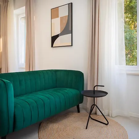 Couette-café 48 Split