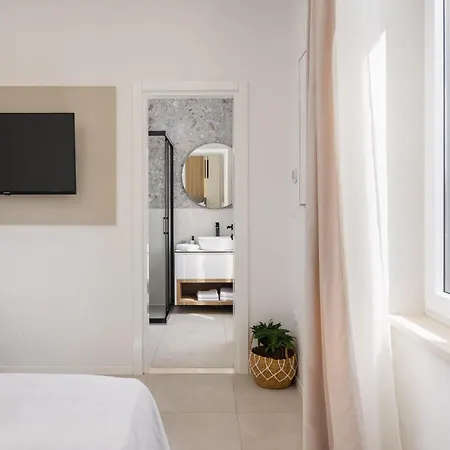 Bed & Breakfast 48 *