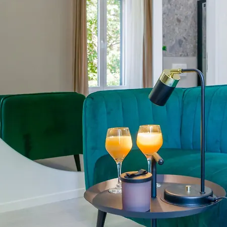 48 Couette-café Split