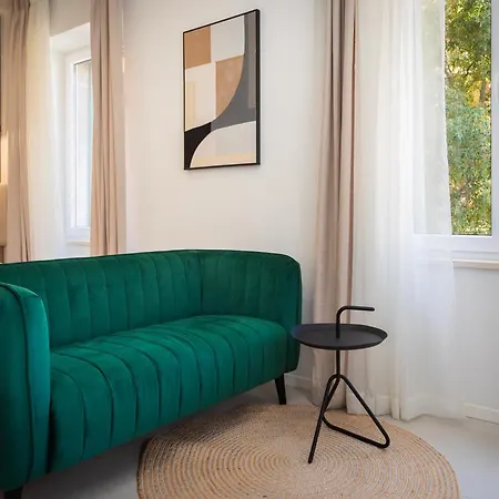 Bed & Breakfast 48 Split