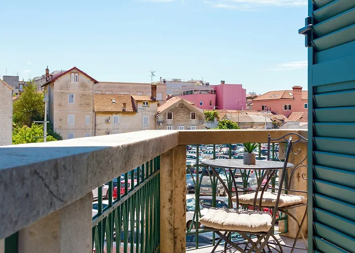 Bed & Breakfast 48 Split